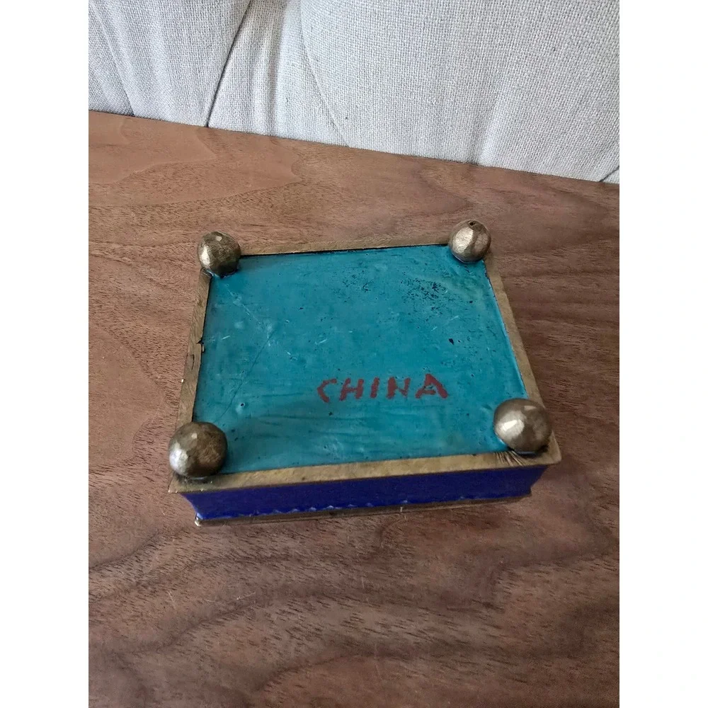 Vintage Chinese blue cloisonné enamel trinket box